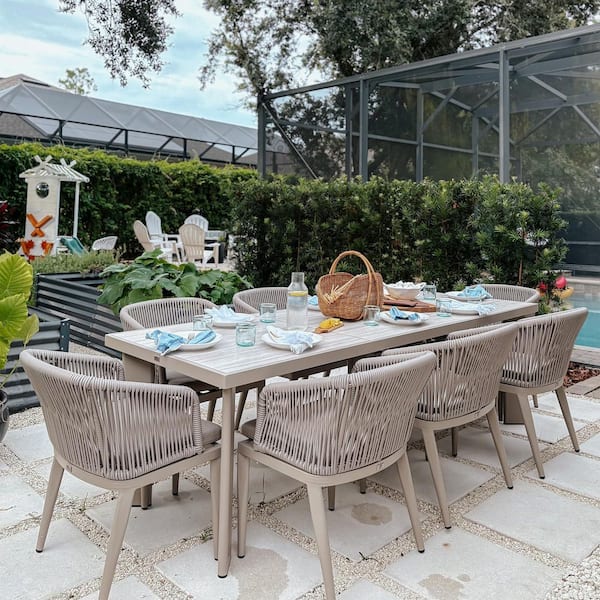 Willit Vintage 9-Piece Cast Aluminum Patio Outdoor Dining Set with Willit Vintage 9-Piece Cast Aluminum Patio Outdoor Dining Set with