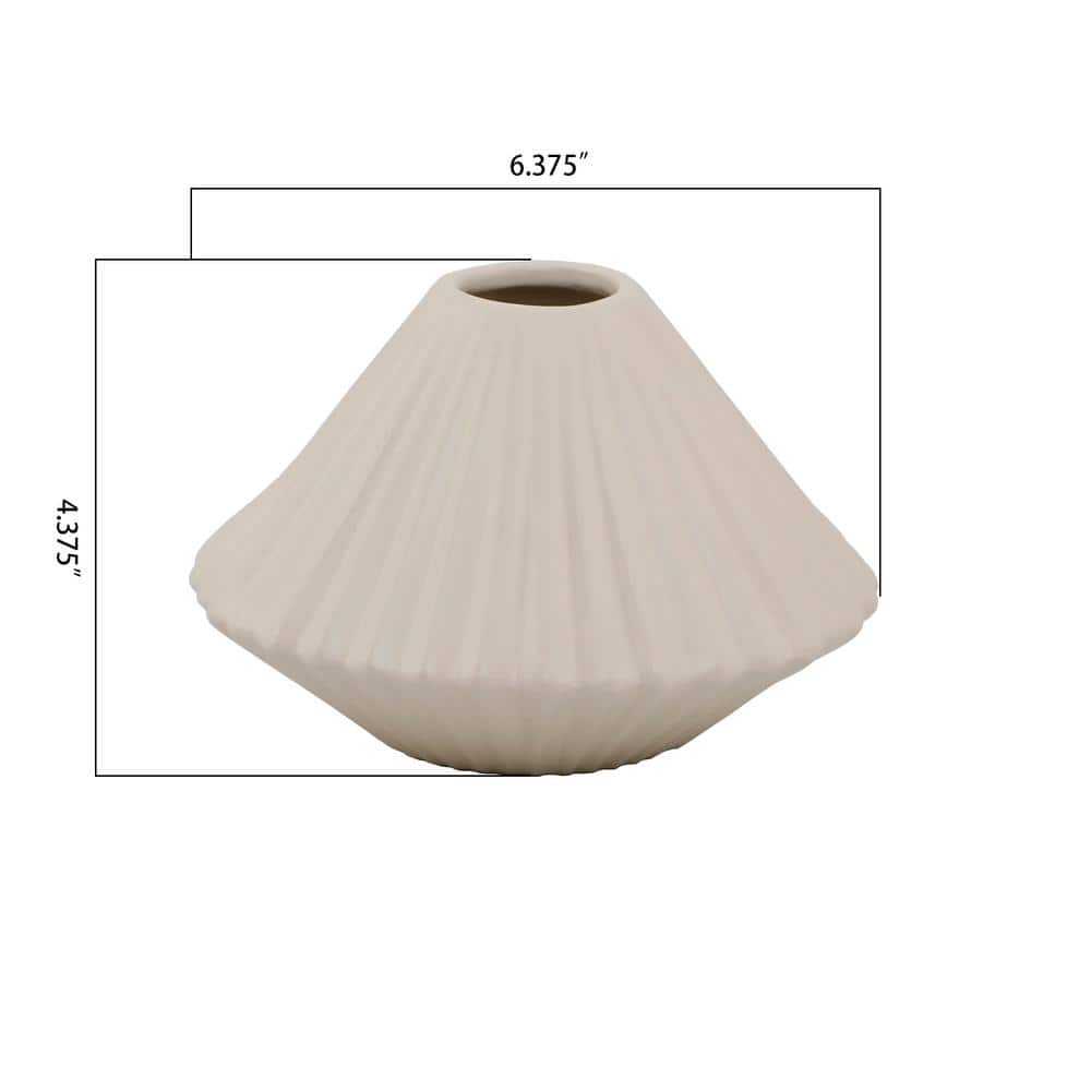 Chic Cream Pleated Ceramic Tabletop Vase 6.25''
