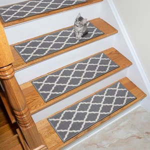 Glamour Collection Non-Slip Rubberback Moroccan Trellis 8.5 in. x 26 in. Indoor Stair Tread Covers Set of 14, Gray