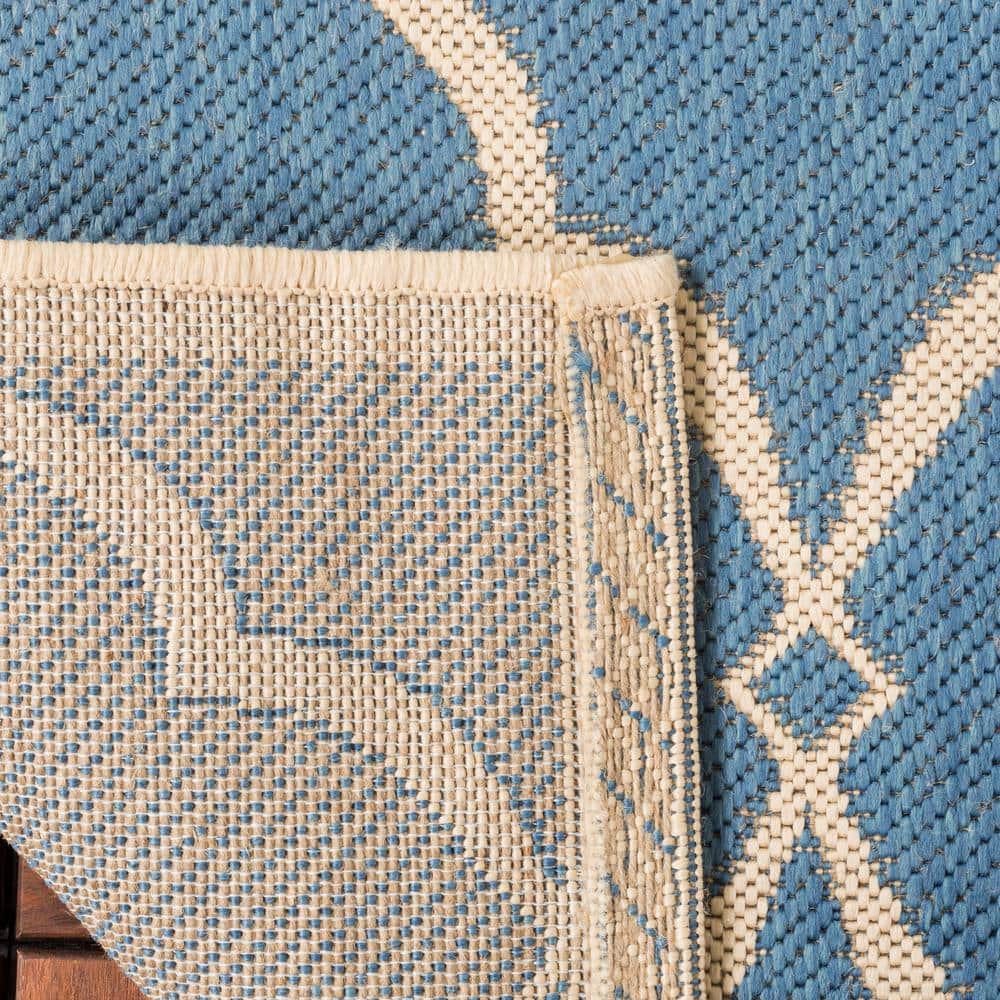 Beach House Blue and Creme Synthetic Rectangular Area Rug 6'7"x9'2"