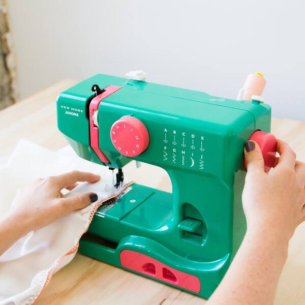 Janome - Basic 10-Stitch Crush Sewing Machine