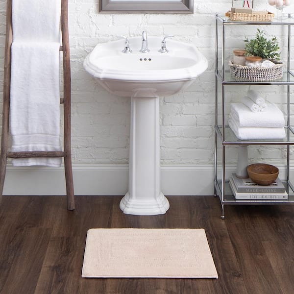 Cotton Reversible Blush 21 in. x 34 in. Pink Cotton Machine Washable Bath Mat