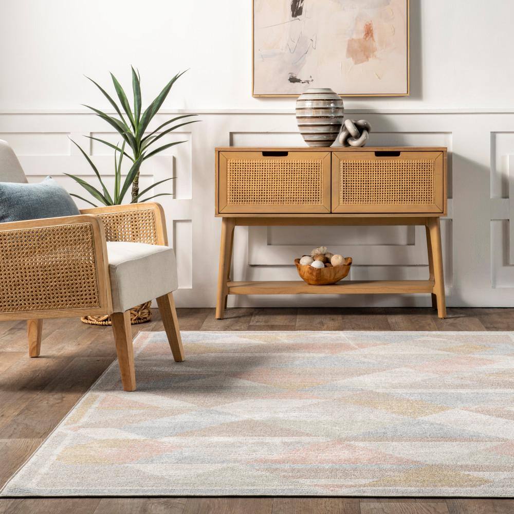 Ophelia Geometric Gray and Beige Synthetic Washable Area Rug