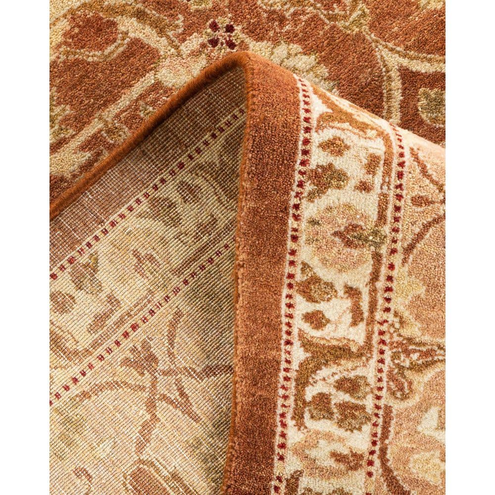 Handmade Brown Wool 8' x 10' Traditional Area Rug