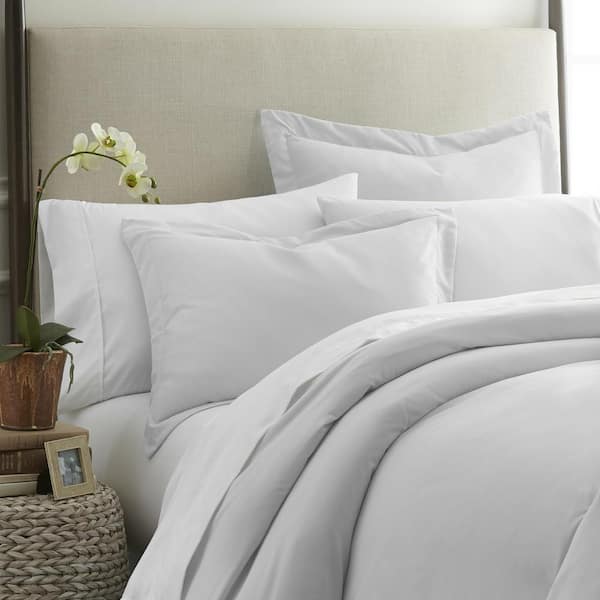 Becky Cameron Performance 2-Piece Light Gray Standard Pillow Sham Set