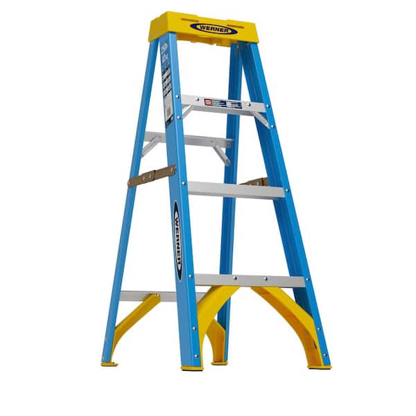 Werner 4 ft. Fiberglass Step Ladder (8 ft. Reach Height) with 250 lb. Load Capacity Type I Duty Rating