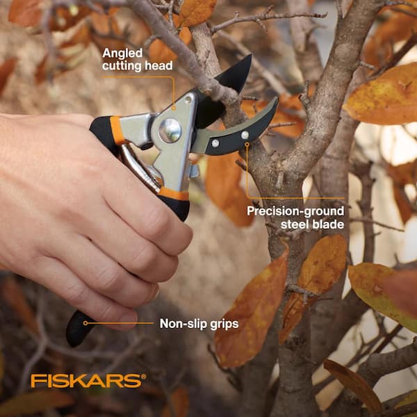 5/8 in. Cut Capacity Steel Blade with Non-Slip Grip 8.46 in. Bypass Pruning Shears