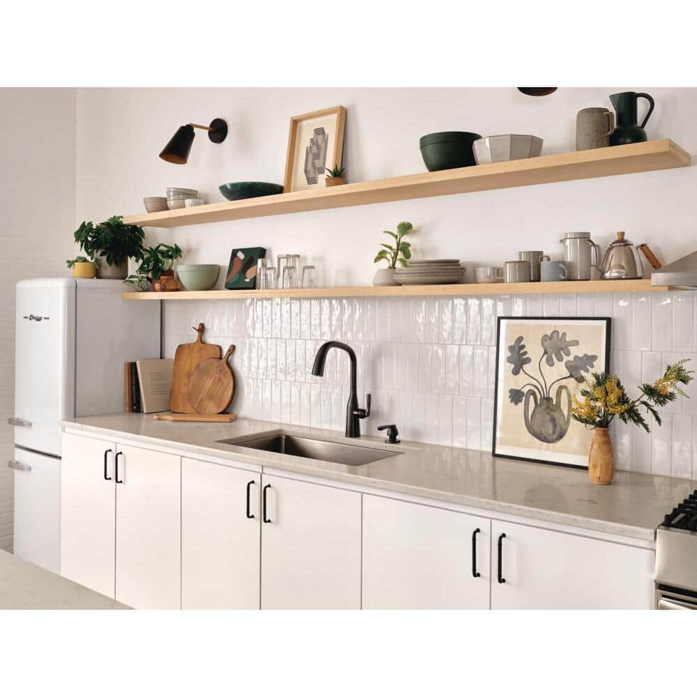 Matte Black Stainless Steel Pull-Out Spray Kitchen Faucet