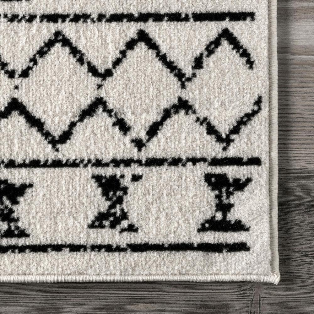 Gray Rectangular Stain-Resistant Synthetic Area Rug