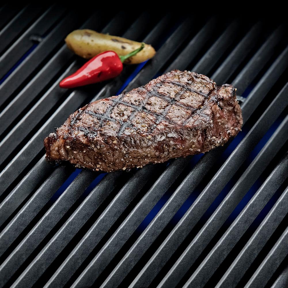 Broil King Stainless Steel 4-Burner Propane Gas Grill with Side Burner