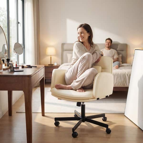 LACOO Comfortable Oversized PU Leather Criss Cross Chair in Beige