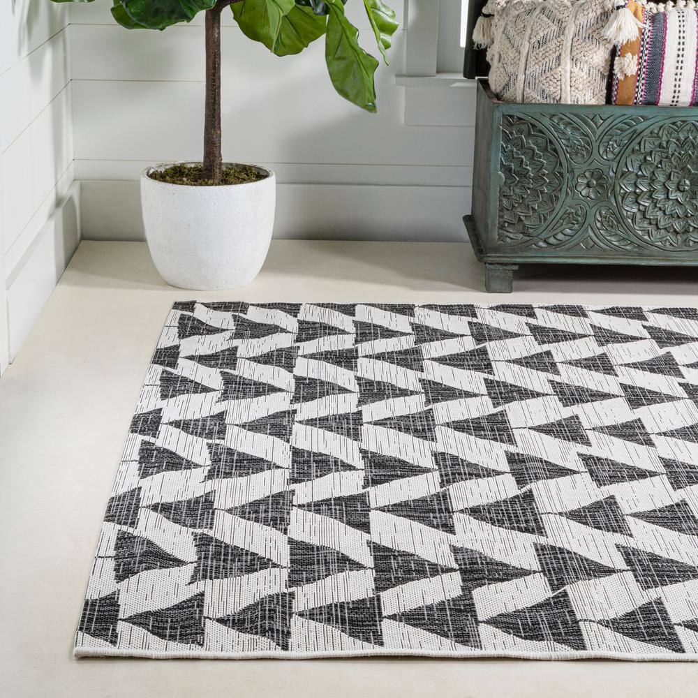 Andratx Ivory and Black Geometric Indoor/Outdoor Rug