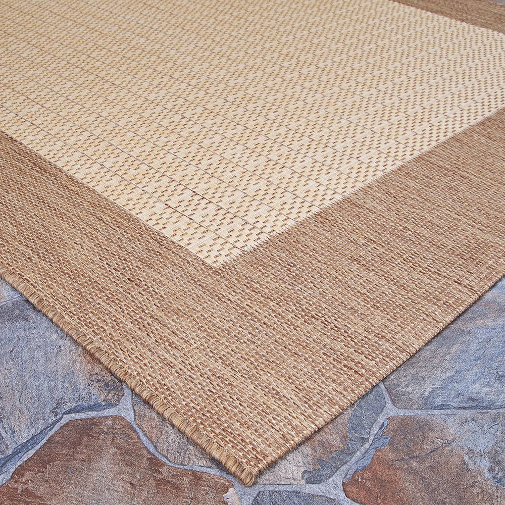Recife Checkered Field 7'6" Round Indoor/Outdoor Rug in Natural-Cocoa