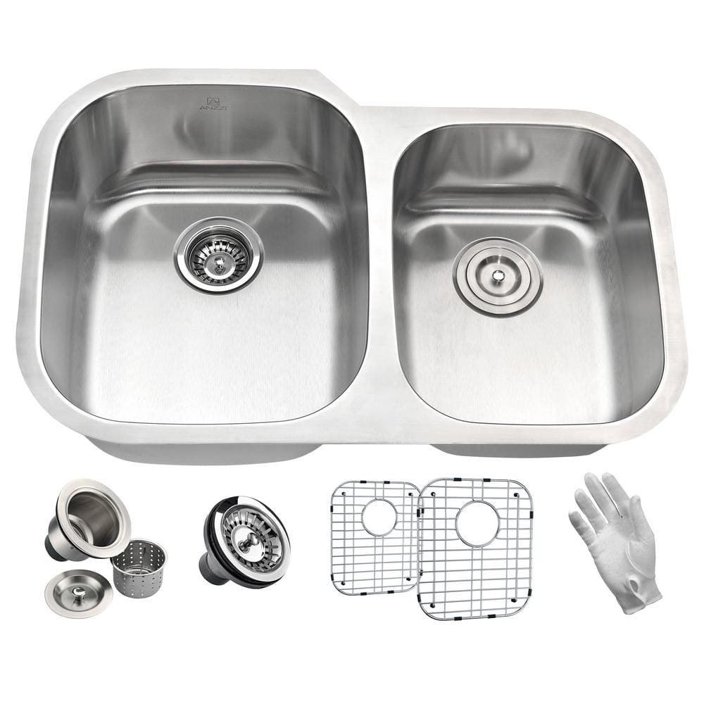 MOORE Series Undermount Stainless Steel 32 in. 0-Hole Double Bowl Kitchen S