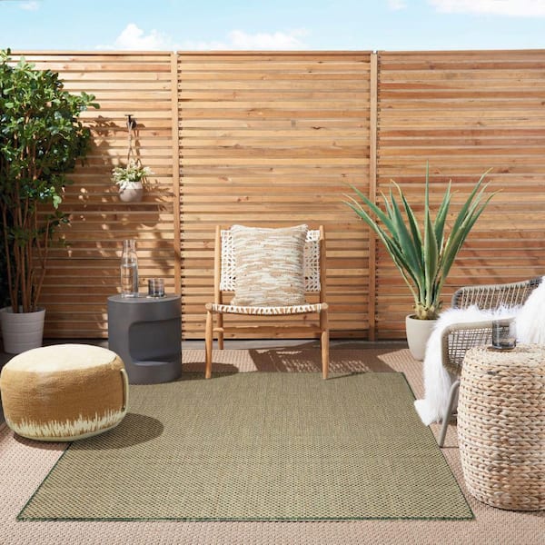 Courtyard Green 5 ft. x 7 ft. All-Over Design Contemporary Area Rug