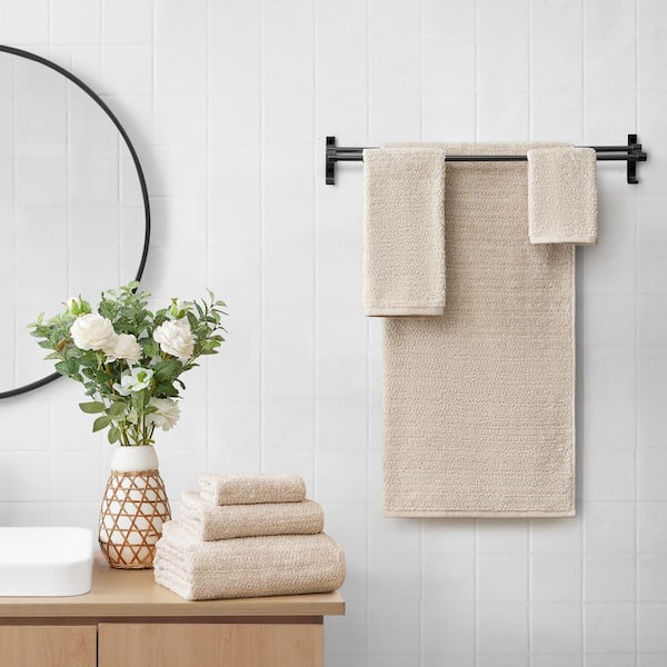Beige bathroom towels outlet