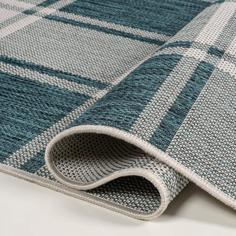 Turquoise and Cream Gingham 8' x 10' Synthetic Indoor/Outdoor Rug