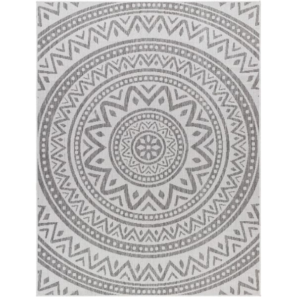 Livabliss Long Beach White/Gray Medallion 5 ft. x 7 ft. Indoor/Outdoor Area Rug