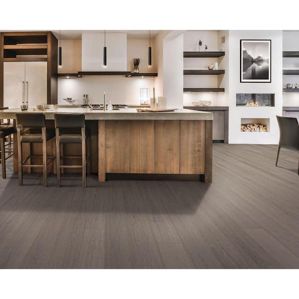 Outlast+ Grey Ledford Oak 12 mm T x 8.35 in. W Waterproof Laminate Wood Flooring (22.04 sq. ft. /case)