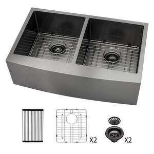 33 in. Farmhouse/Apron-Front 50/50 Double Bowl 16 Gauge Gunmetal Black Stainless Steel Kitchen Sink with Accessories