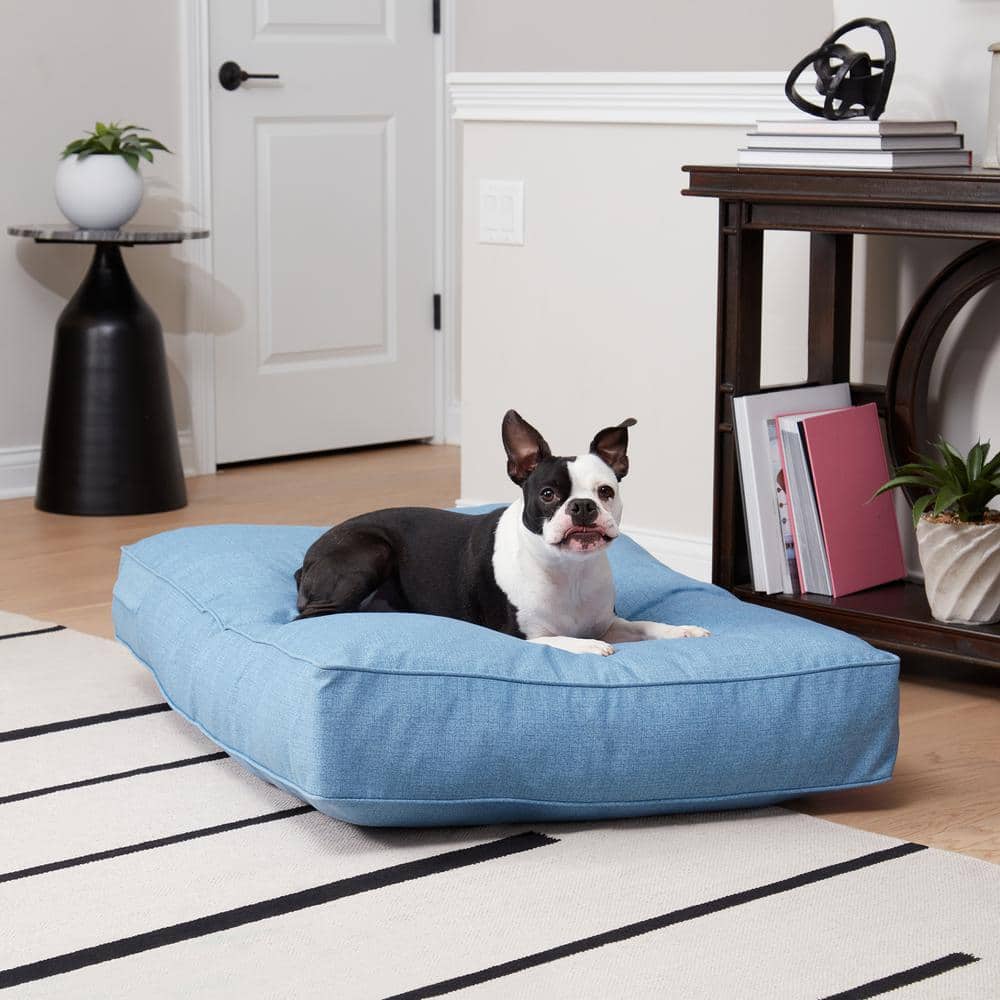 Medium Denim Polyester Outdoor Pillow Style Dog Bed