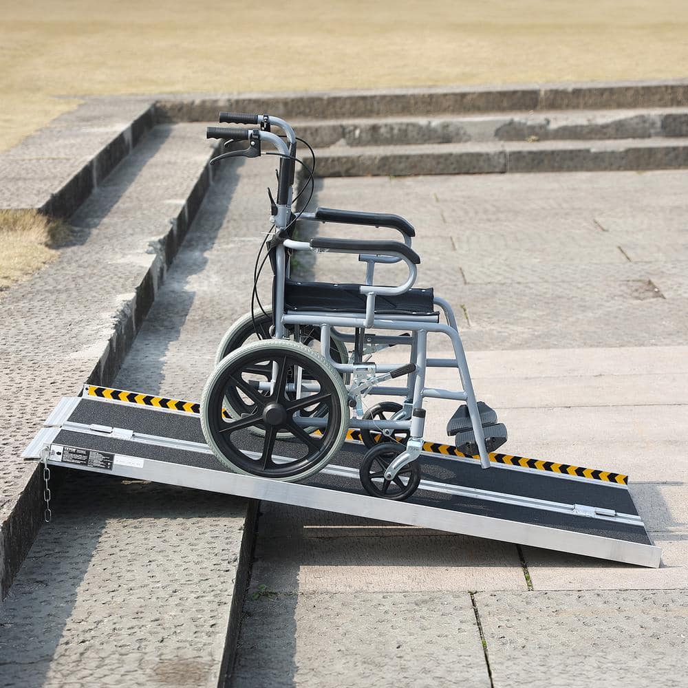 6 ft Non-Slip Aluminum Folding Wheelchair Ramp with 800 lbs Capacity