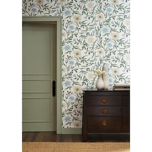 Aster White Green Matte Non-Pasted Wallpaper