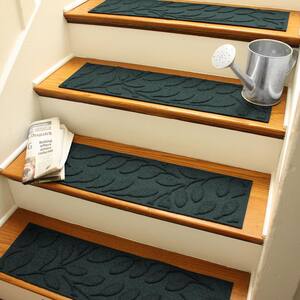Weatherguard Pro Brittney Leaf 8.5 in. x 30 in. PET Polyester Indoor Outdoor Stair Tread Cover (Set of 4) Evergreen