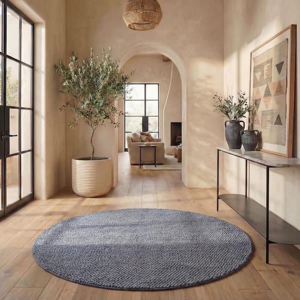 SAFAVIEH Natura 6 ft. x 6 ft. Dark Gray Textured Solid Round Area