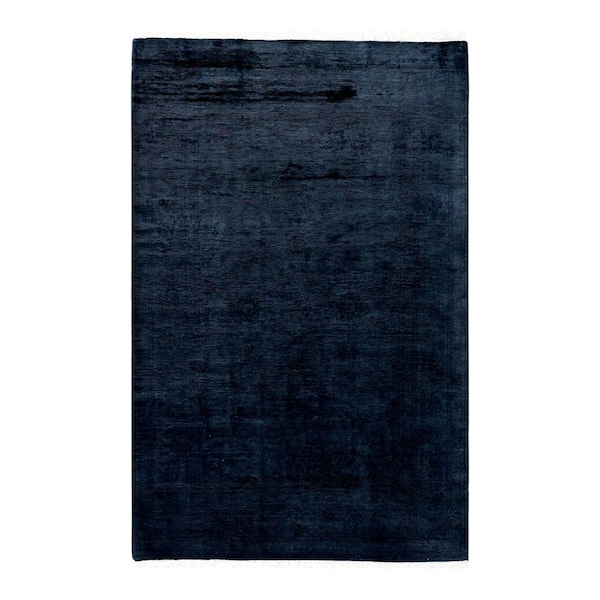 Chloe & Olivia Home Overdyed Black 4 ft. 2 in. x 6 ft. 4 in. Wool Indoor Area Rug