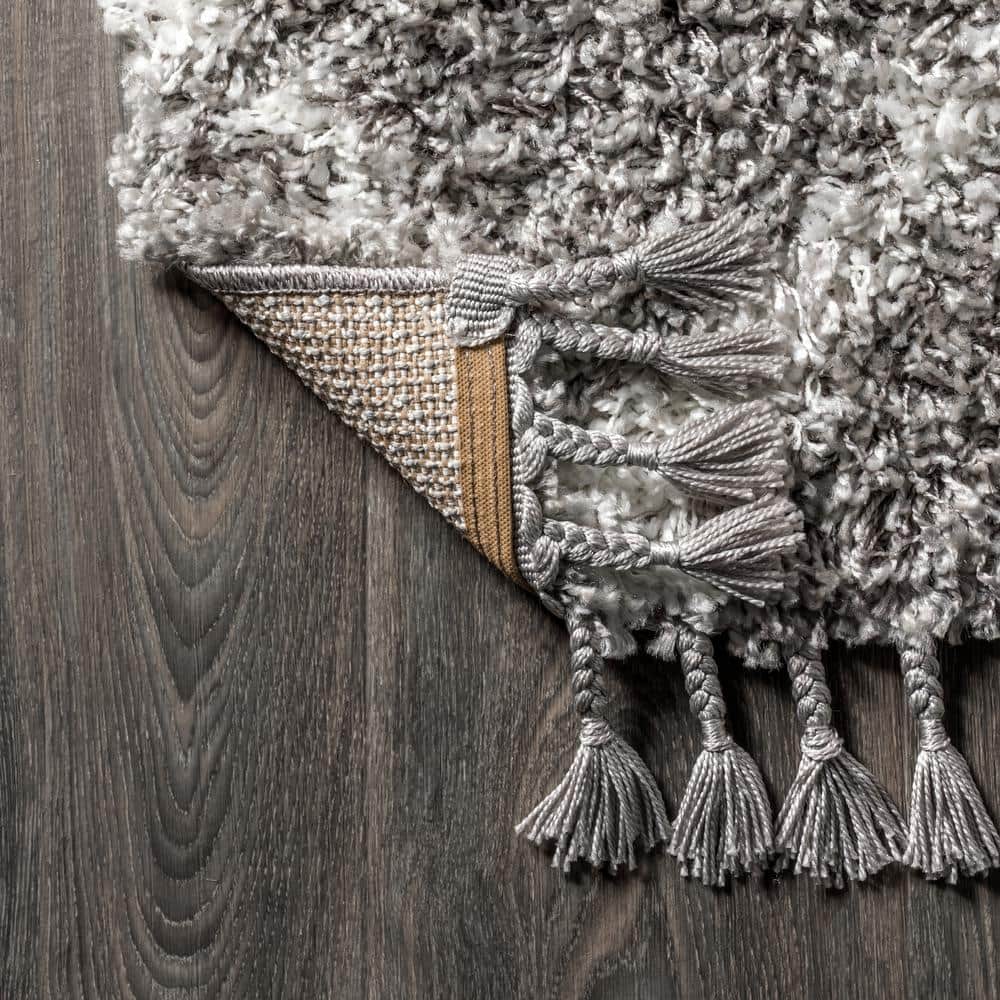 Reversible Grey/Cream Diamond Shag Area Rug 4' x 6'