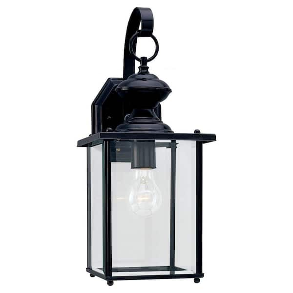 Generation Lighting Jamestown 7 in. W 1-Light Black Outdoor Traditional Wall Lantern Sconce with Clear Beveled Glass