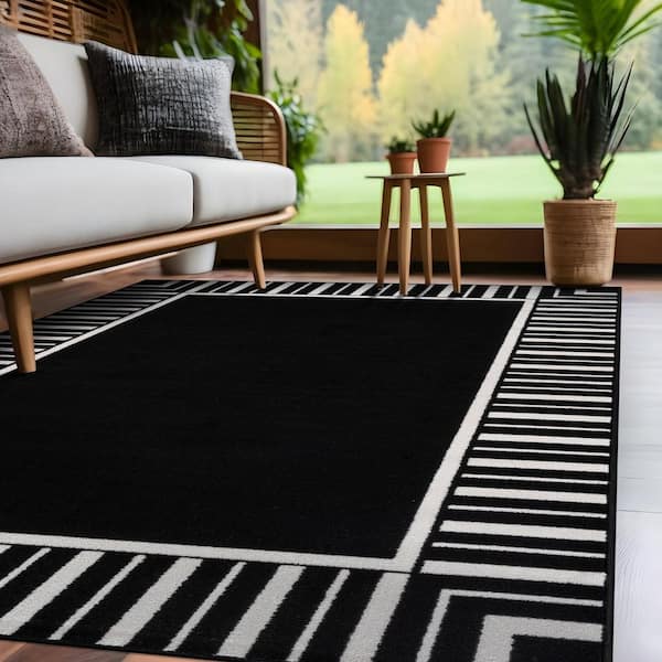 Edge Black 6 ft. x 9 ft. Rubber Back Washable Geometric Border Indoor Outdoor Patio Area Rug