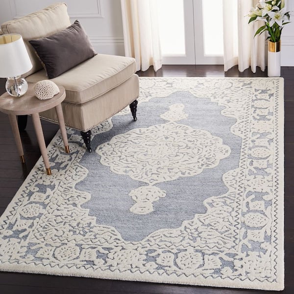 Micro-Loop 5 ft. x 8 ft. Light Blue/Ivory Border Ornate Area Rug