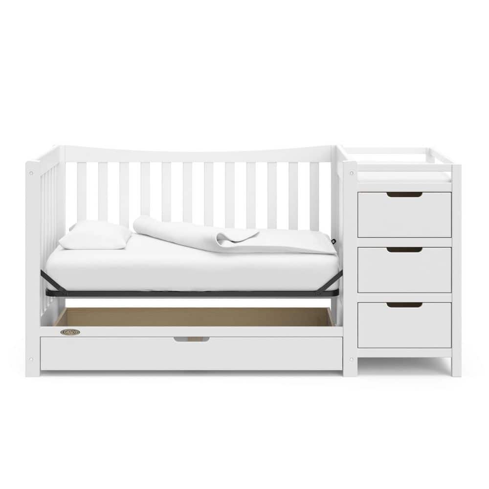 White Pine 4-in-1 Convertible Crib with Changer and Drawer