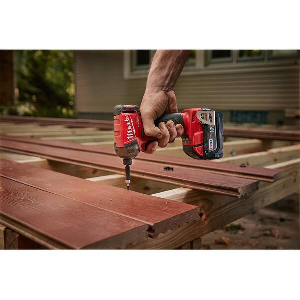 Milwaukee - M18 FUEL SURGE 18V Lithium-Ion Brushless Cordless 1/4 in. Hex Impact Driver w/(2) 5.0Ah Batteries & Charger