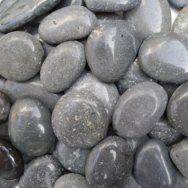 Butler Arts 0.25 cu. ft. 1 in. - 2 in. Black Mexican Beach Polished Pebble