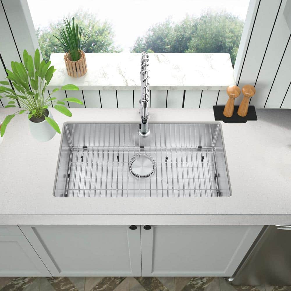 32'' Stainless Steel Single Bowl Undermount Kitchen Sink with Grid