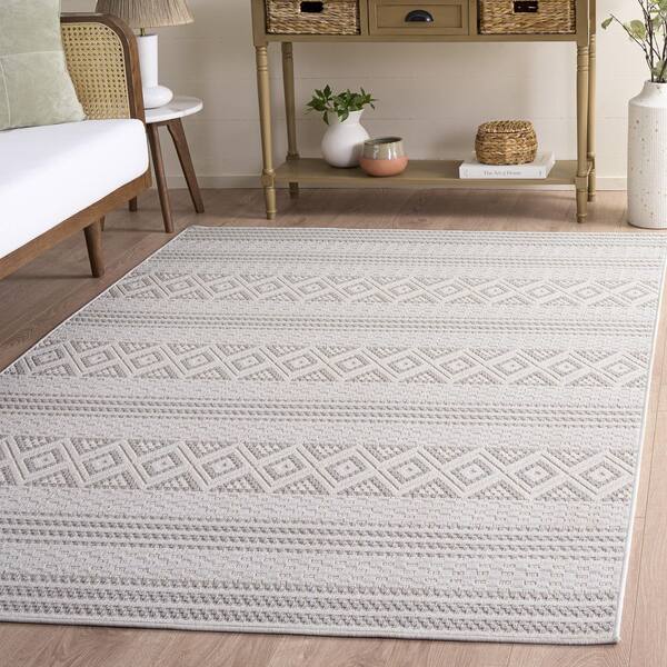 Veranda 4 ft. x 6 ft. Ivory/Gray Tribal Area Rug