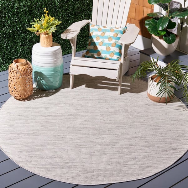 Hampton Ivory 6 ft. x 6 ft. Abstract Distressed Indoor/Outdoor Round Area Rug