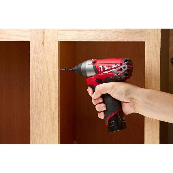 Milwaukee - M12 Fuel 12-Volt Lithium-Ion Brushless Cordless 1/4 in. Hex Impact Driver Kit with Free PACKOUT Case