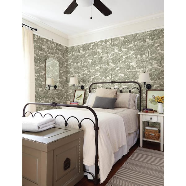 Spinney Green Pre-Pasted Non-Woven Wallpaper