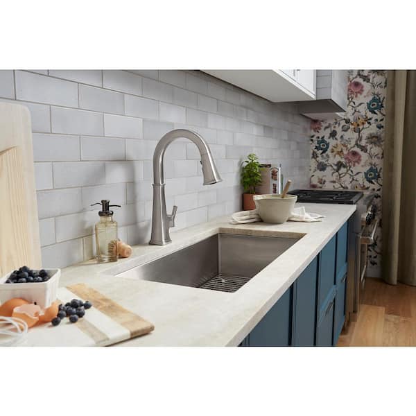 KOHLER Riff Single-Handle Touchless Pull Down Sprayer Kitchen Faucet in Oil-Rubbed Bronze