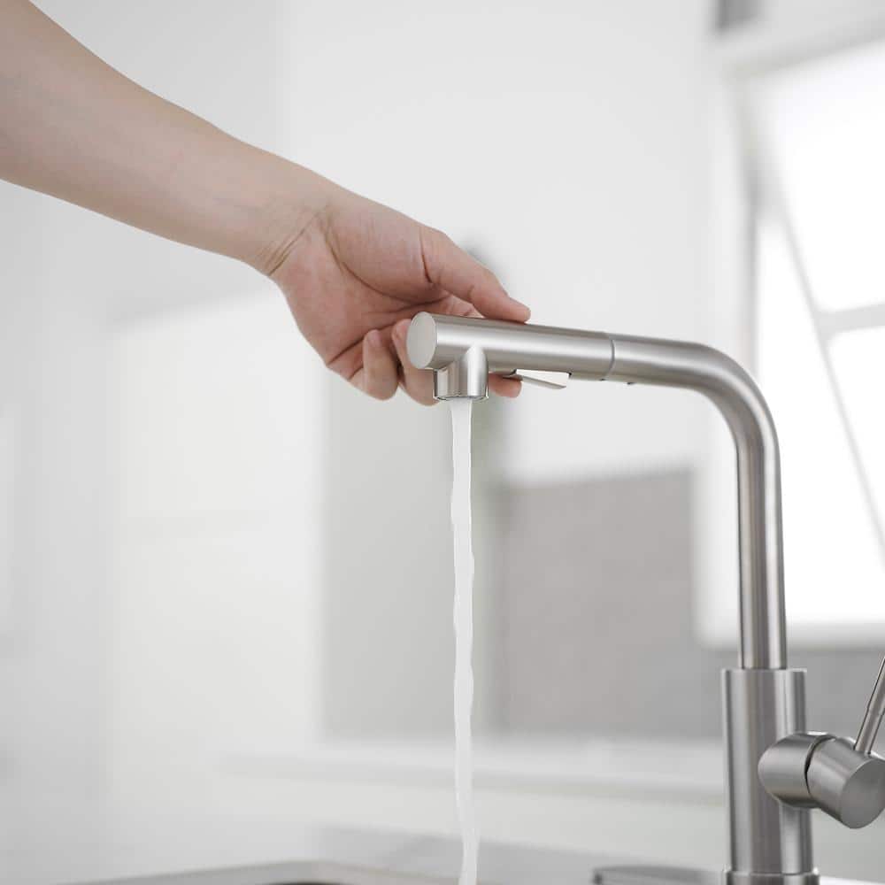Brushed Nickel Single Handle Pull-Out Kitchen Faucet