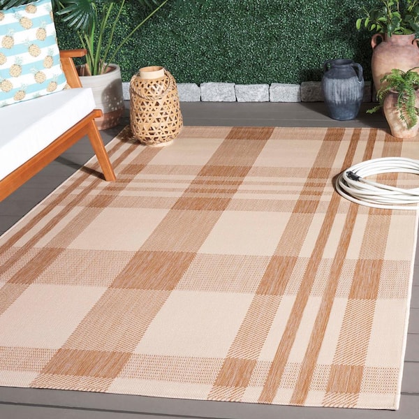 Courtyard Natural/Beige 4 ft. x 4 ft. Plaid Indoor/Outdoor Square Area Rug