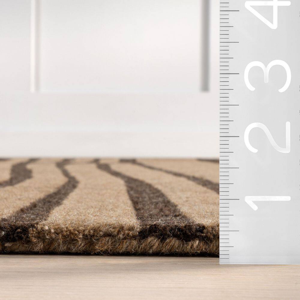 Handmade Brown Striped Wool Rectangular 4' x 6' Area Rug