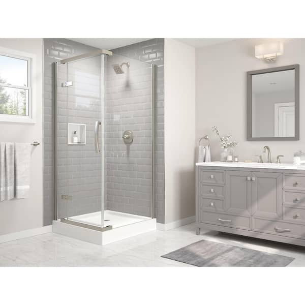 https://images.thdstatic.com/productImages/ff9dbd58-69f8-45fd-8bb1-2c8accd62c1e/svn/delta-shower-enclosures-b912912-3636-ss-1d_600.jpg