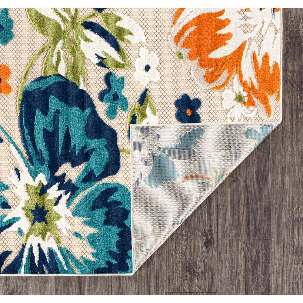 Bergamo Multi Floral 5' x 7' Synthetic Indoor/Outdoor Rug