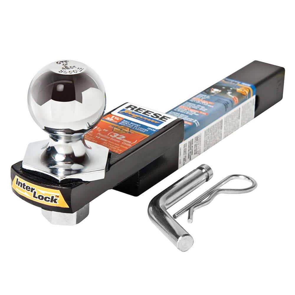 Reese Towpower Versatile Class II 1.25 in. Interlock Towing Starter Kit