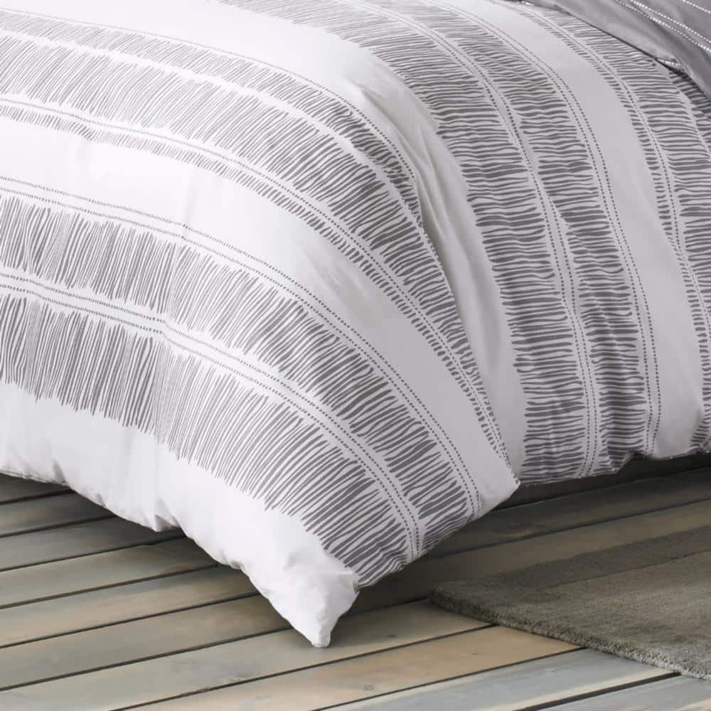 Ziggy White and Gray Cotton Reversible Full/Queen Duvet Cover Set